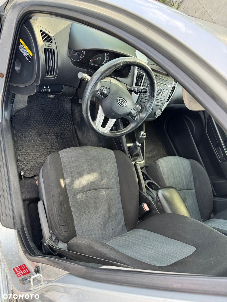 Kia Ceed 1.6 Crdi M - 7