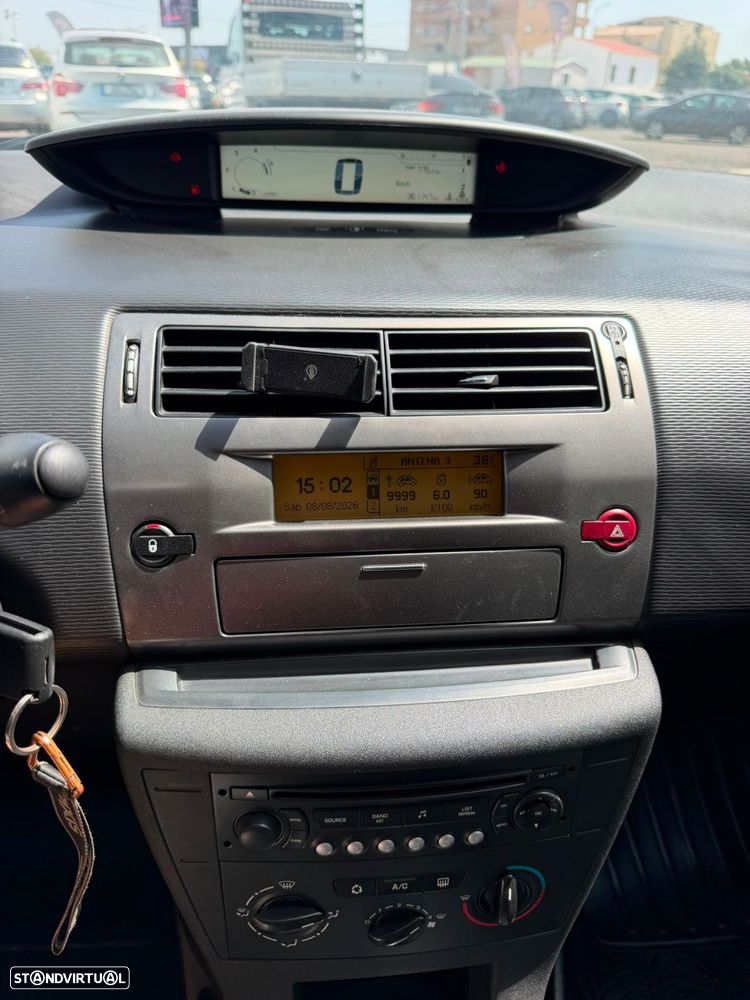 Citroën C4 1.6 HDi Attraction - 27