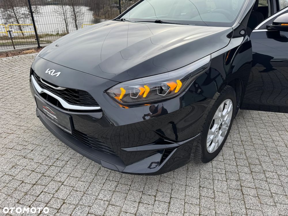 Kia Ceed - 4