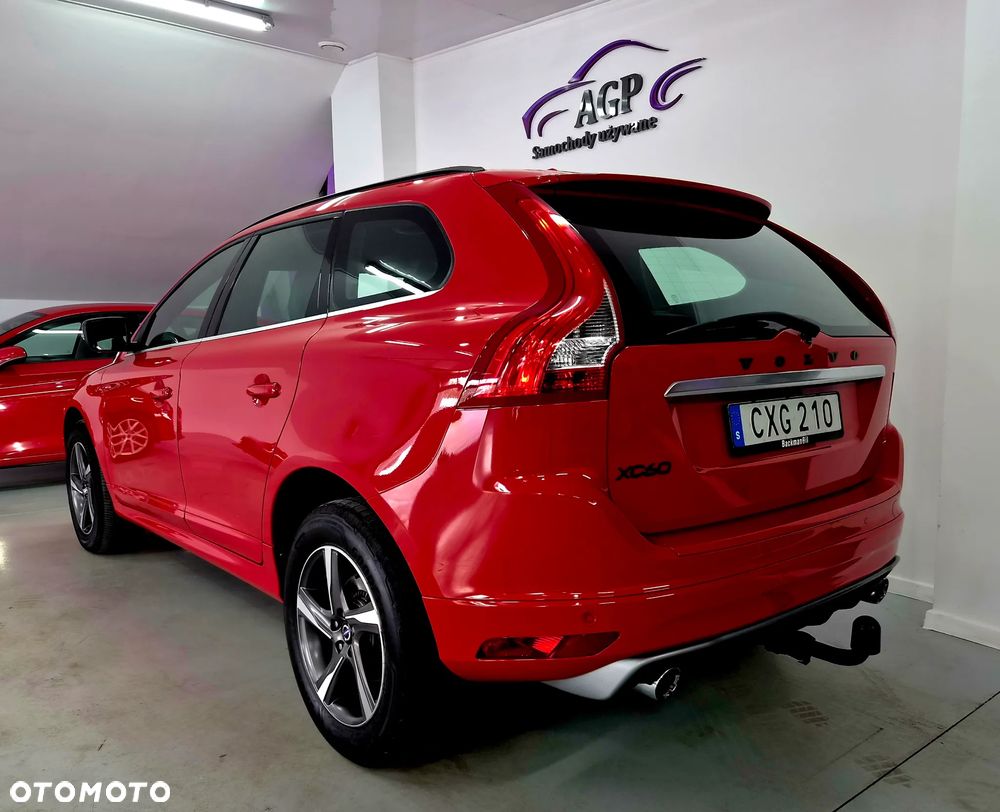 Volvo XC 60 D4 Drive-E R-Design Momentum - 4