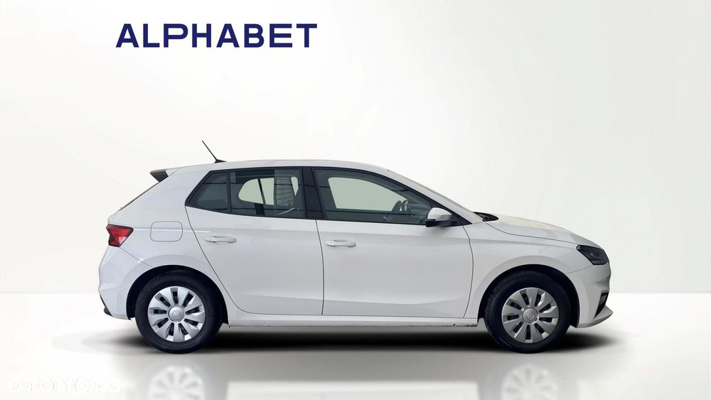 Skoda Fabia 1.0 Essence - 6
