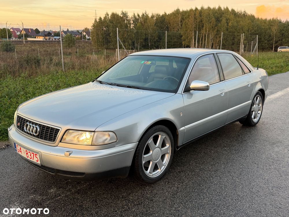 Audi S8