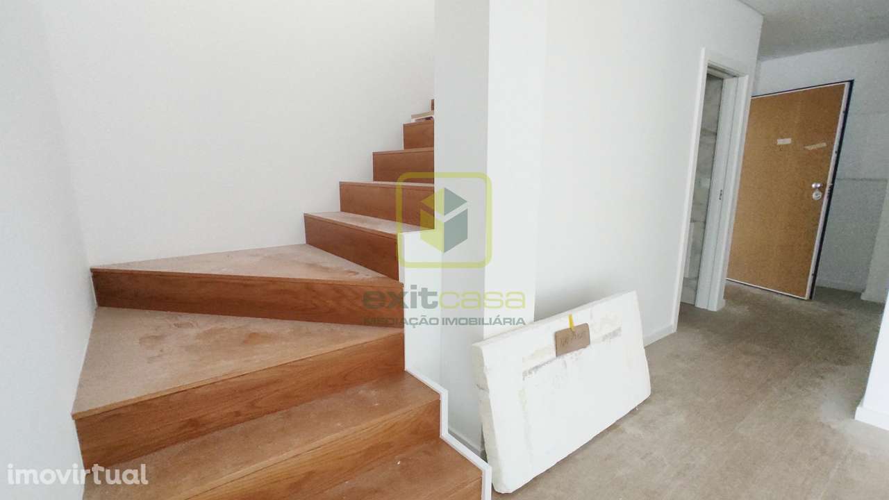 Apartamento T2 Duplex em Aveiro - Grande imagem: 3/18