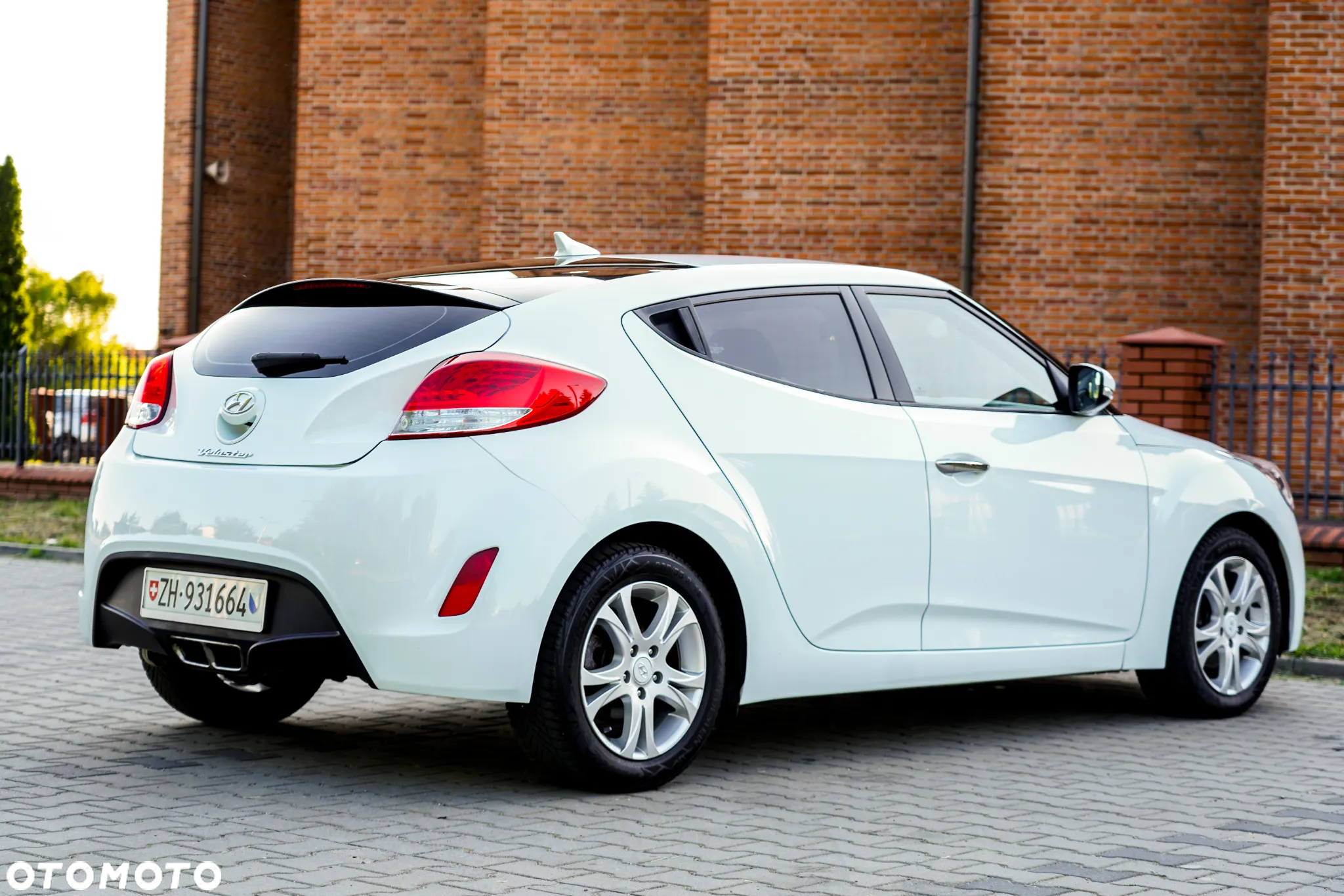 Hyundai Veloster 1.6 blue Premium - 14