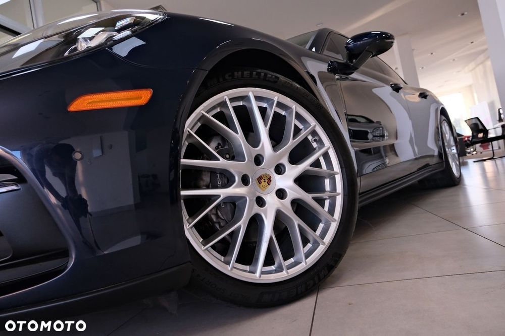 Porsche Panamera 4 Edition 10 Jahre - 24
