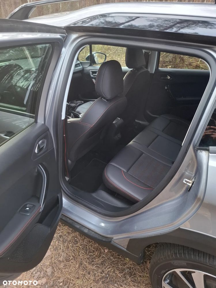 Peugeot 2008 PureTech 110 Stop&Start GT-Line Edition - 10