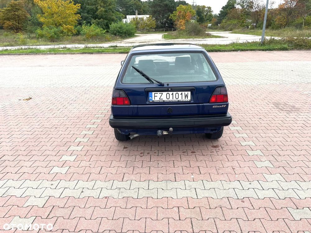 Volkswagen Golf 1.6 CL TDLLK TD - 9