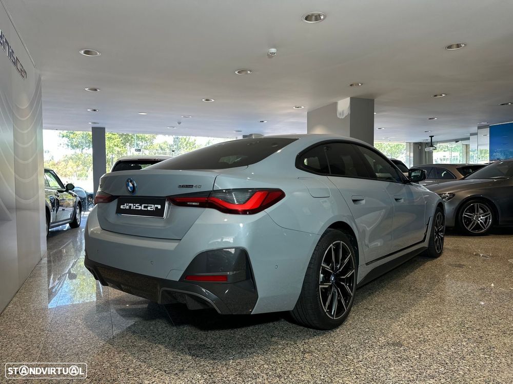 BMW i4 eDrive40 Pack Desportivo M - 36