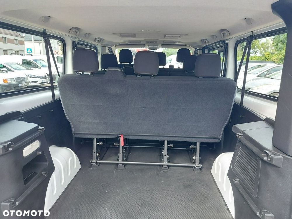 Renault Trafic - 9