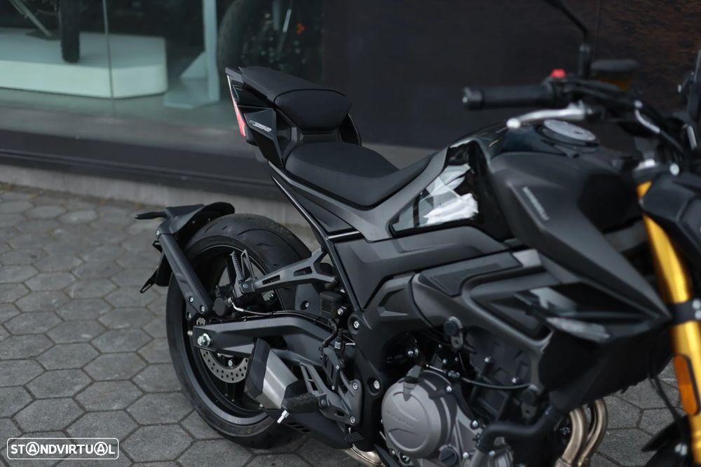 Morbidelli T352X F352 - 8
