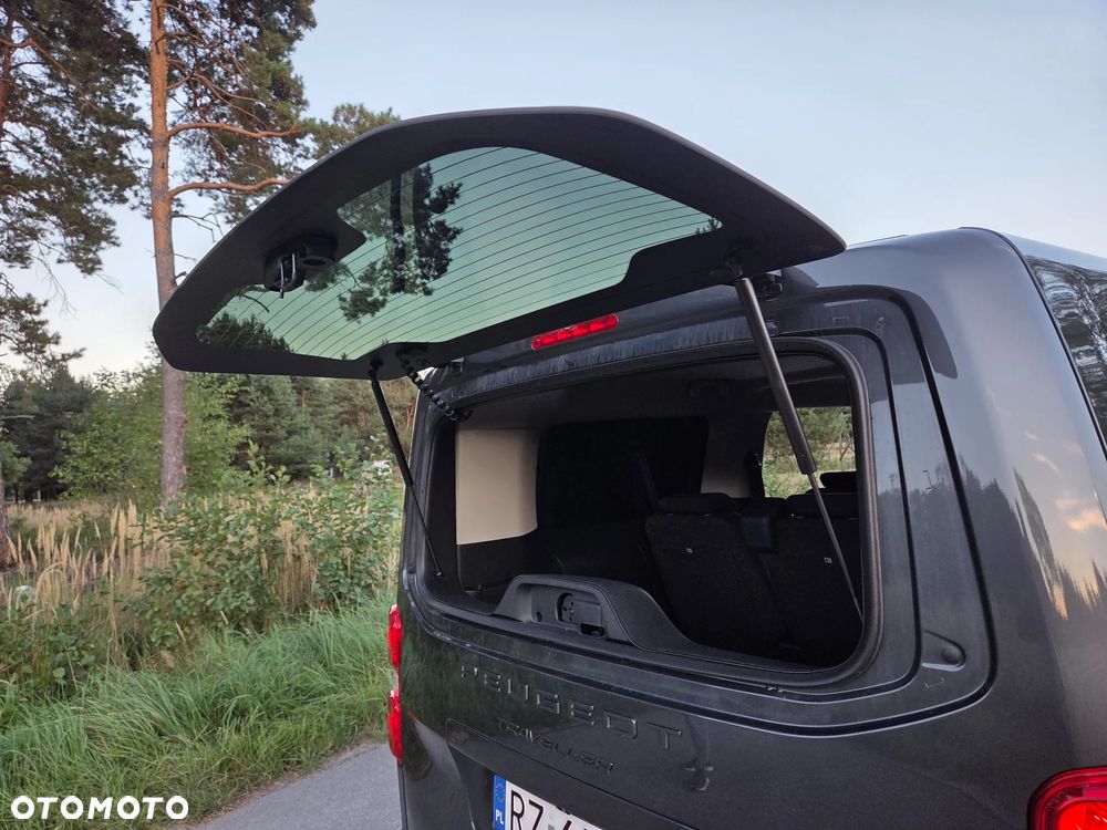 Peugeot Traveller 2.0 BlueHDi Long Business EAT8 - 33