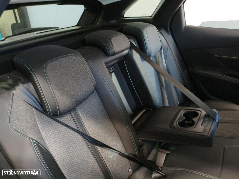 Peugeot 3008 1.6 Hybrid Allure Pack e-EAT8 - 5