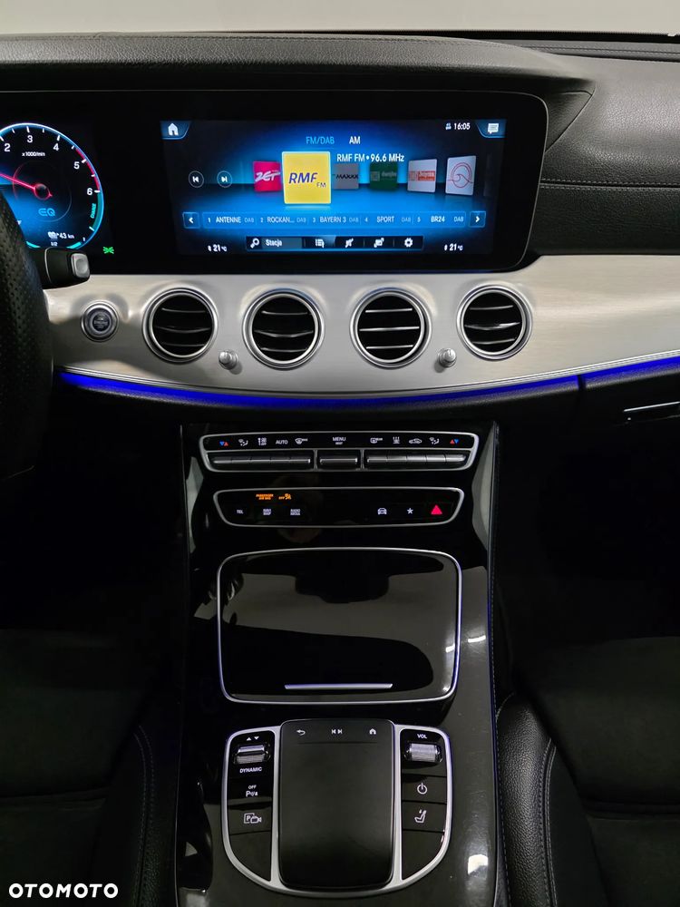 Mercedes-Benz Klasa E 300 de 9G-TRONIC AMG Line - 10