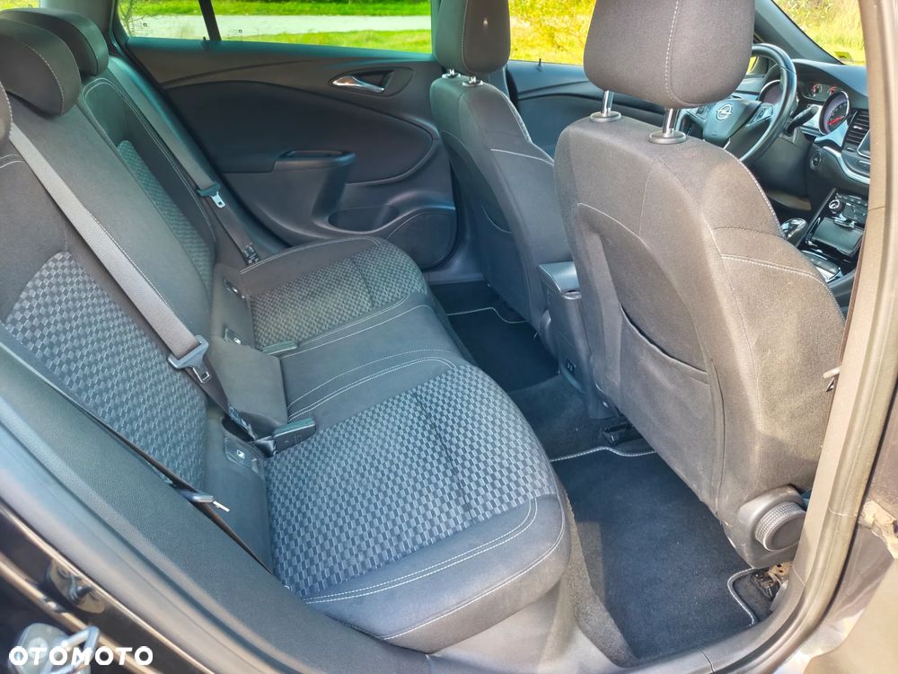 Opel Astra 1.4 T Dynamic S&S - 16