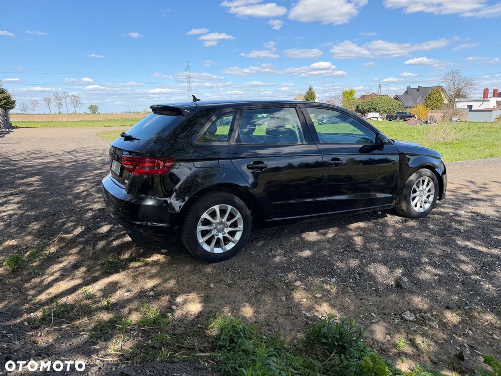 Audi A3 Sportback 2.0 TDI DSG Attraction - 9