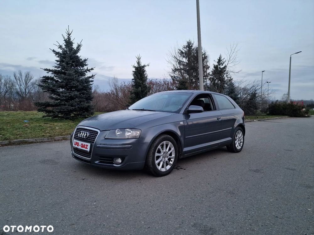 Audi A3 3-drzwiowe 1.6 Attraction - 26