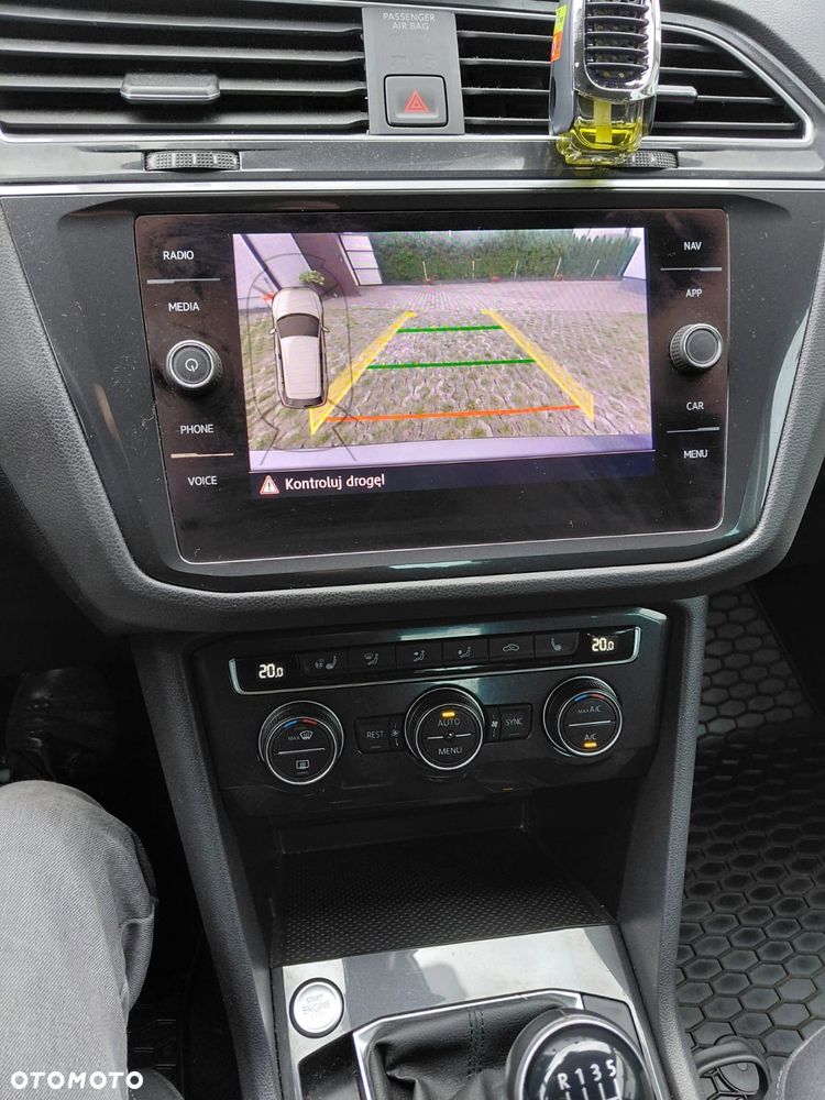 Volkswagen Tiguan 1.5 TSI EVO Comfortline - 9