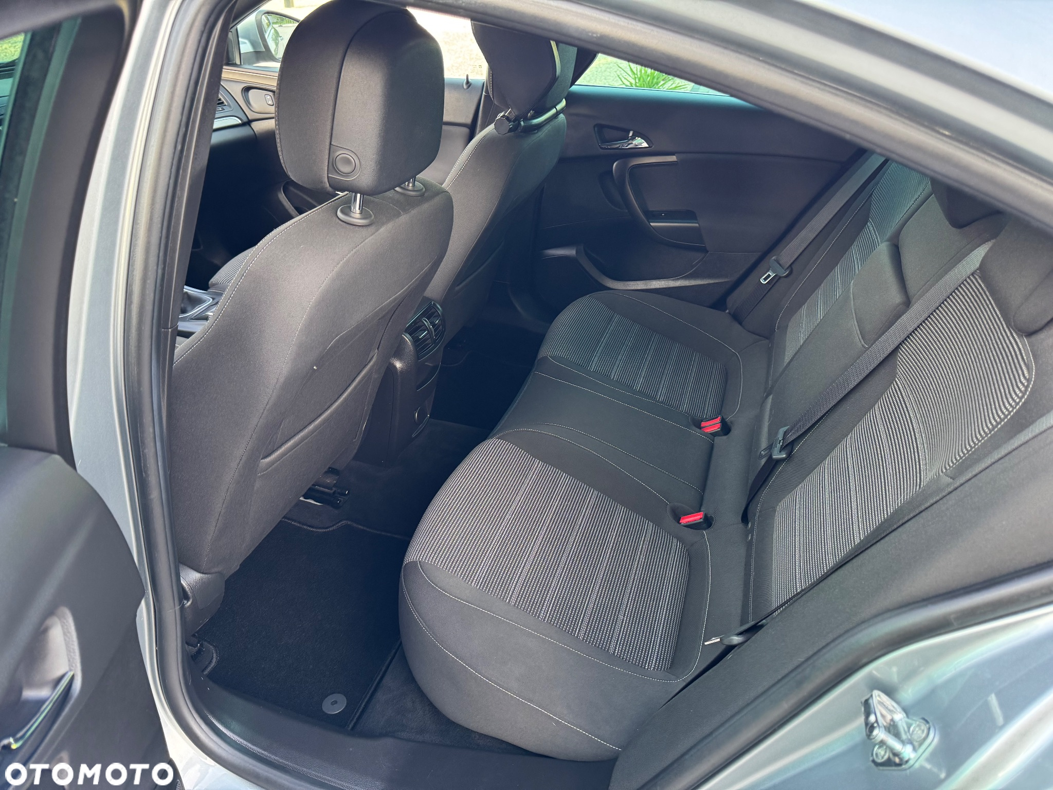 Opel Insignia 1.4 T Cosmo S&S - 25