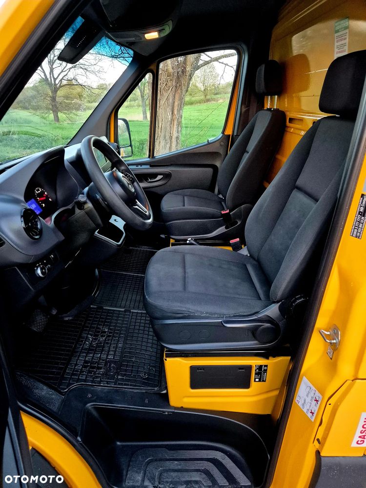 Mercedes-Benz Sprinter - 31