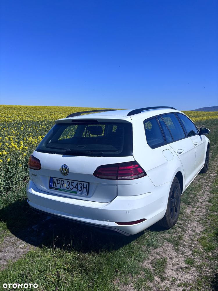 Volkswagen Golf 1.6 TDI BMT Comfortline - 4