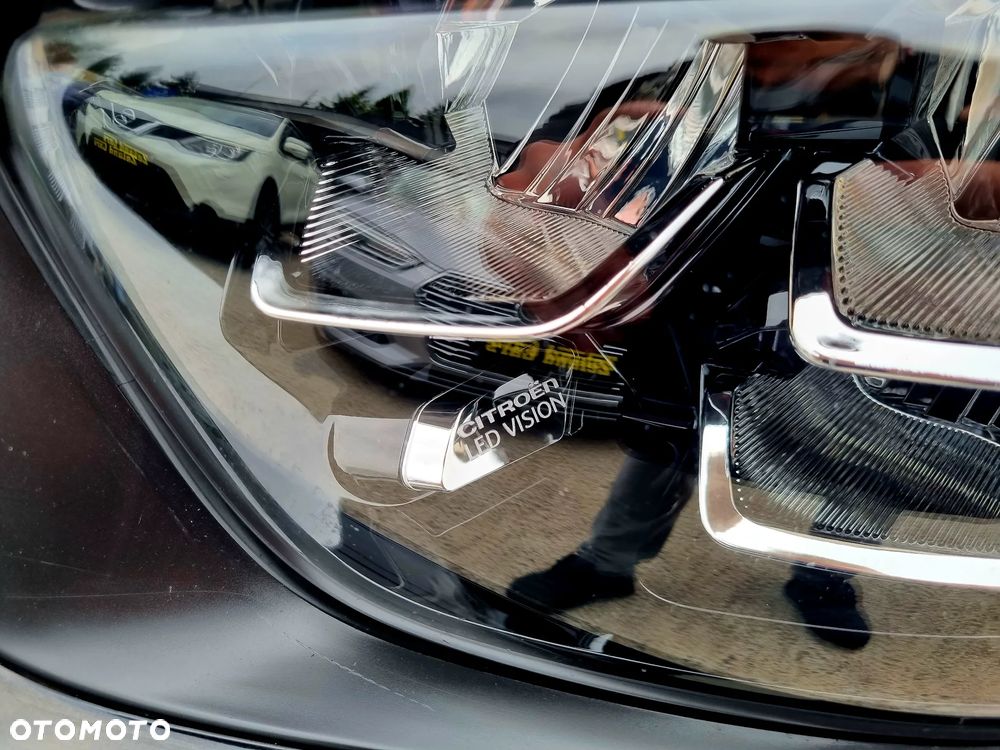 Citroën C3 1.2 PureTech Shine - 9