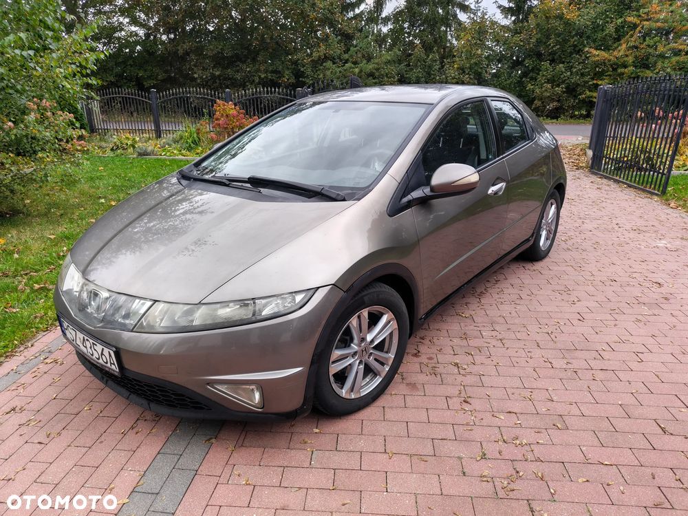 Honda Civic 2007 photo 2