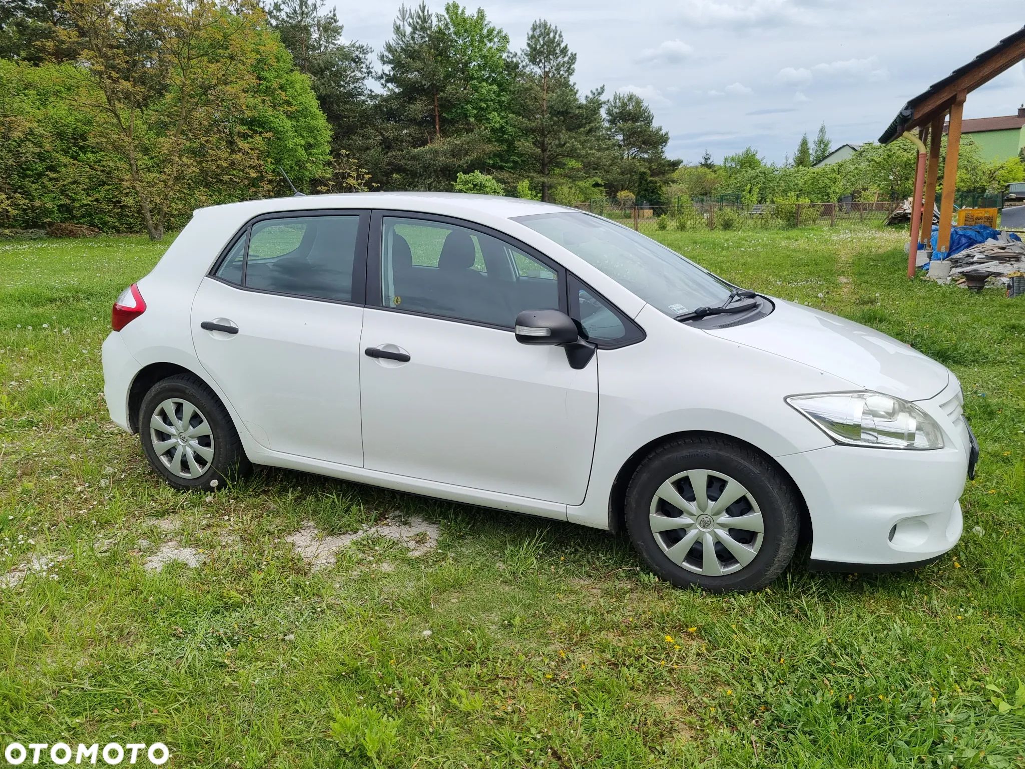 Toyota Auris 1.4 D-4D Terra EU5 - 1