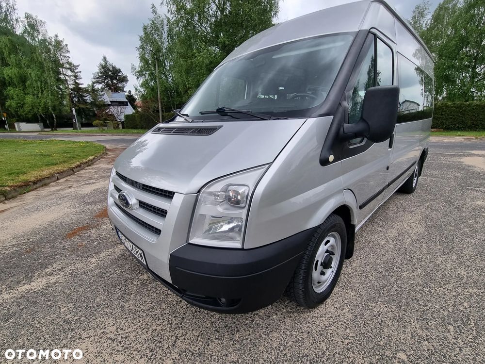 Ford Transit - 12