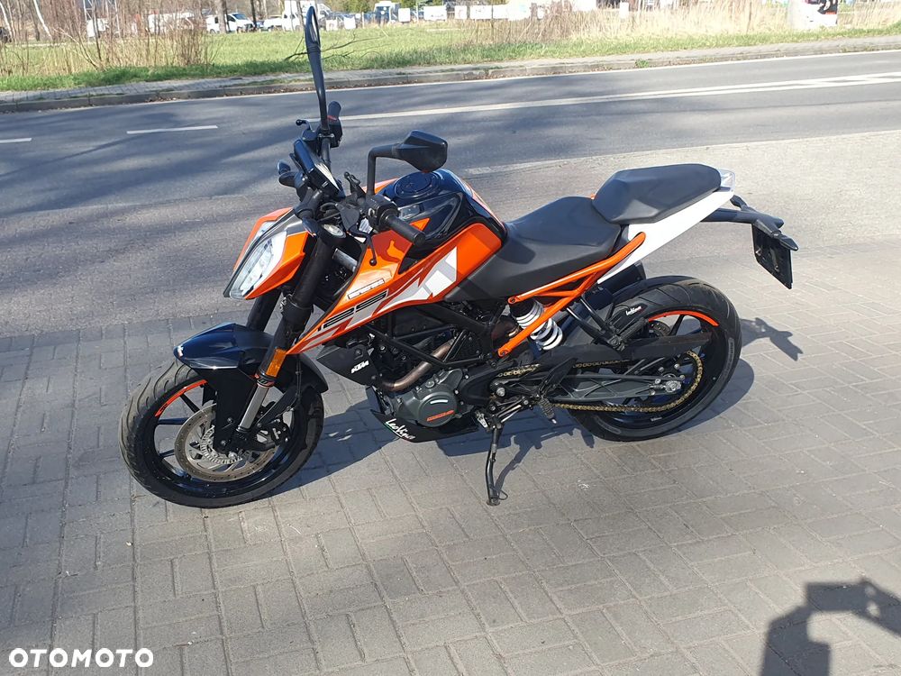 KTM Duke 125 - 34