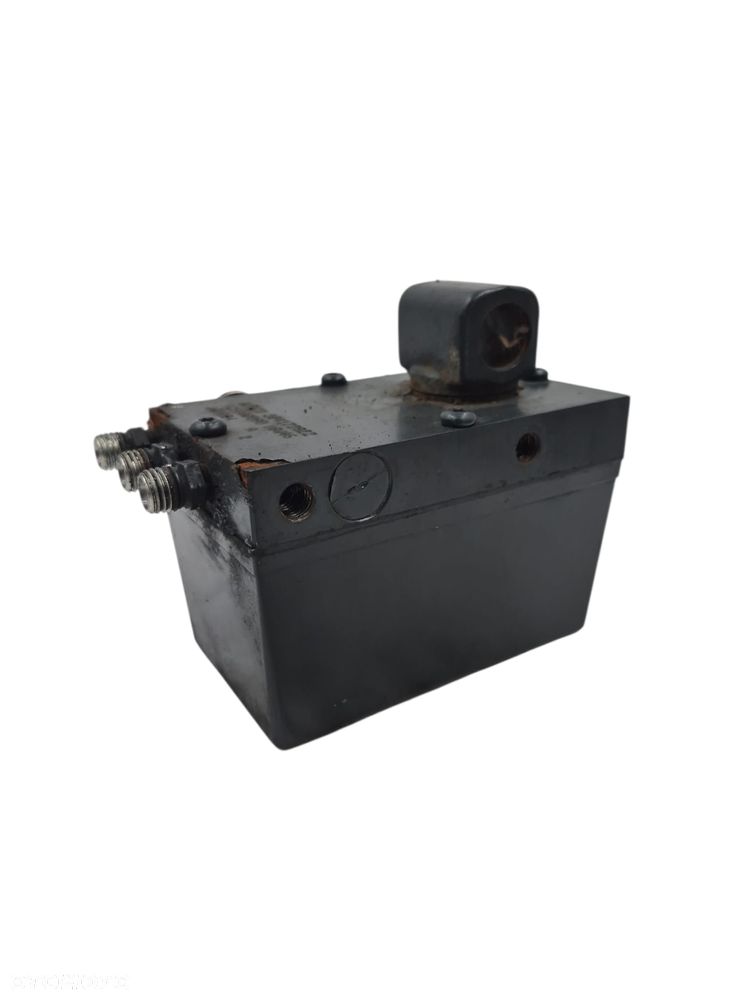 POMPKA PODNOSZENIA KABINY IVECO EUROCARGO - 2
