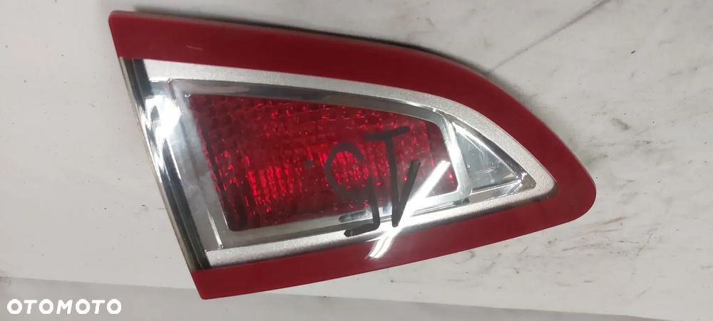 .  LAMPA LEWA  W KLAPE RENAULT SCENIC 3 - 1