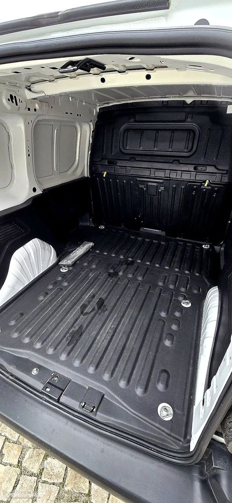 Citroën Berlingo 1.5 - 11