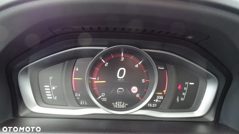 Volvo XC 60 D3 Drive-E Ocean Race - 28