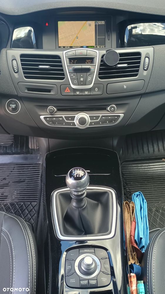 Renault Laguna - 11