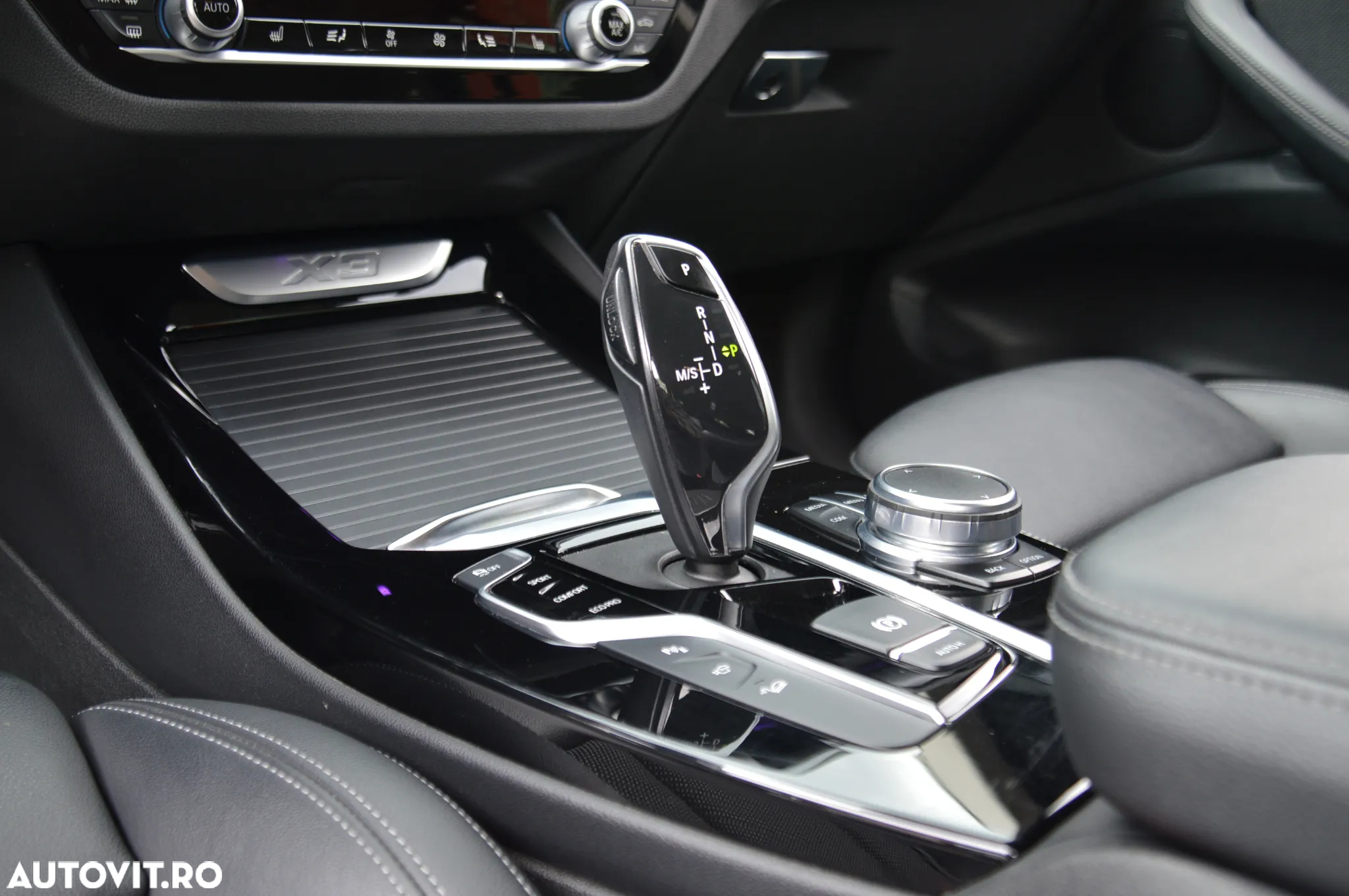BMW X3 xDrive20d AT Luxury Line - 27
