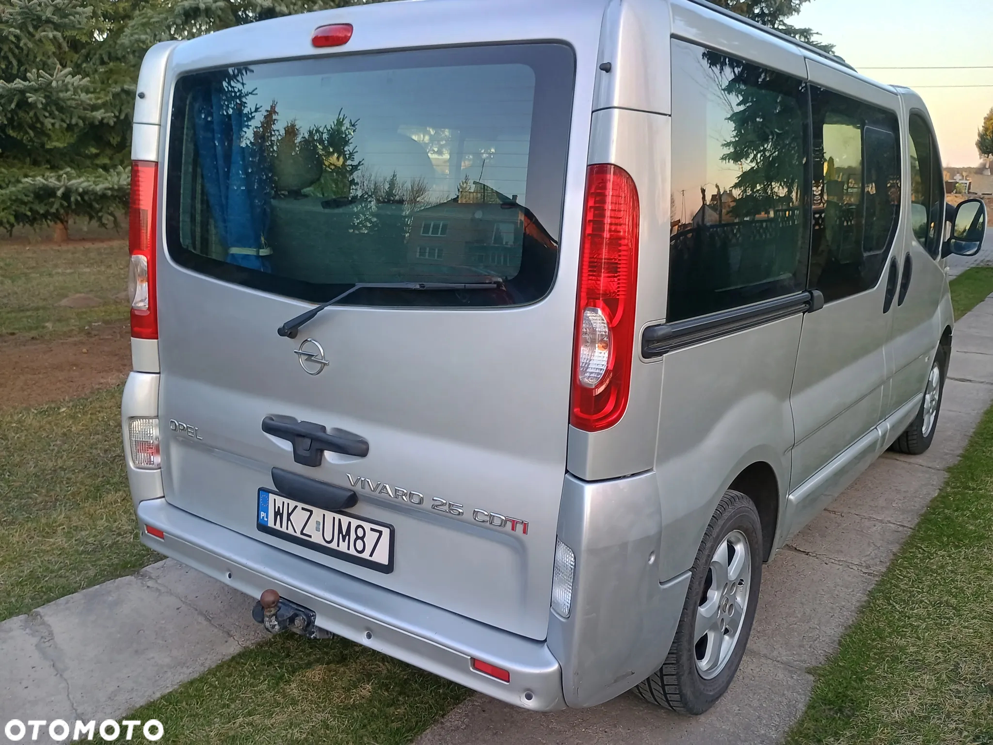 Opel Vivaro L1H1 2.9t - 12