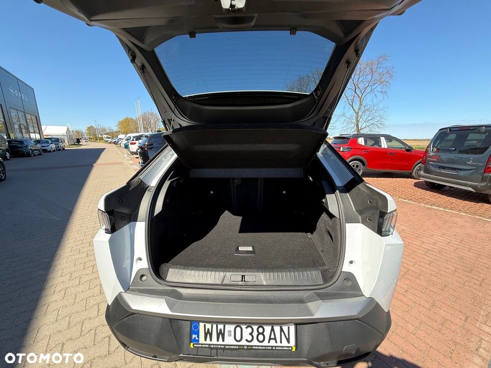 Peugeot 3008 1.2 PureTech mHEV Allure Pack S&S e-DCS6 - 11