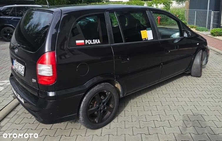 Opel Zafira - 3