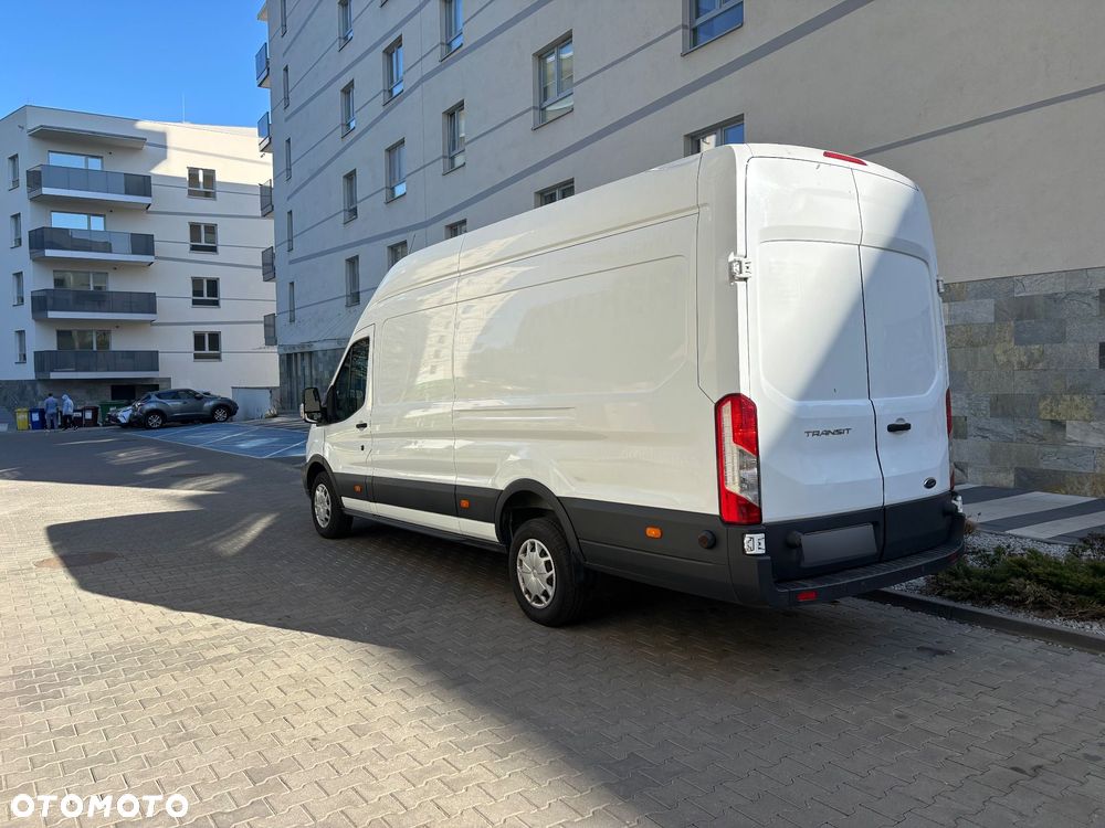 Ford Transit - 4