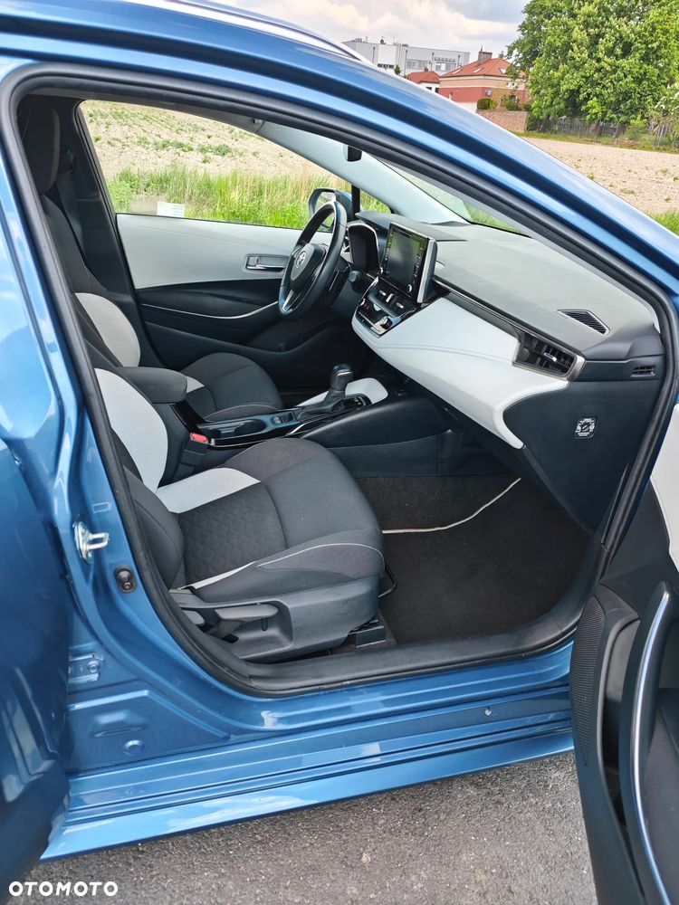 Toyota Corolla 2.0 Hybrid Comfort - 9