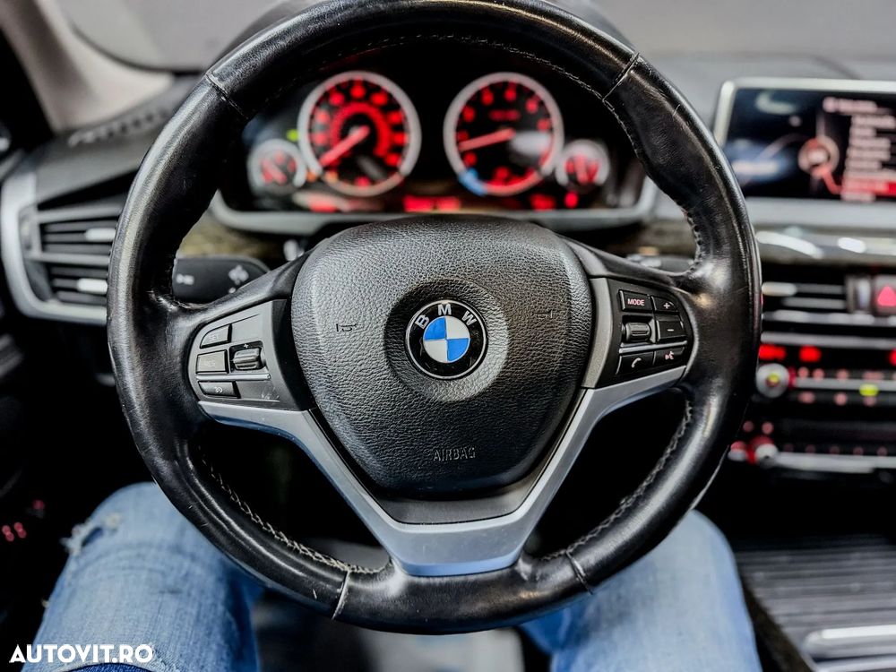 BMW X5 xDrive35i - 7