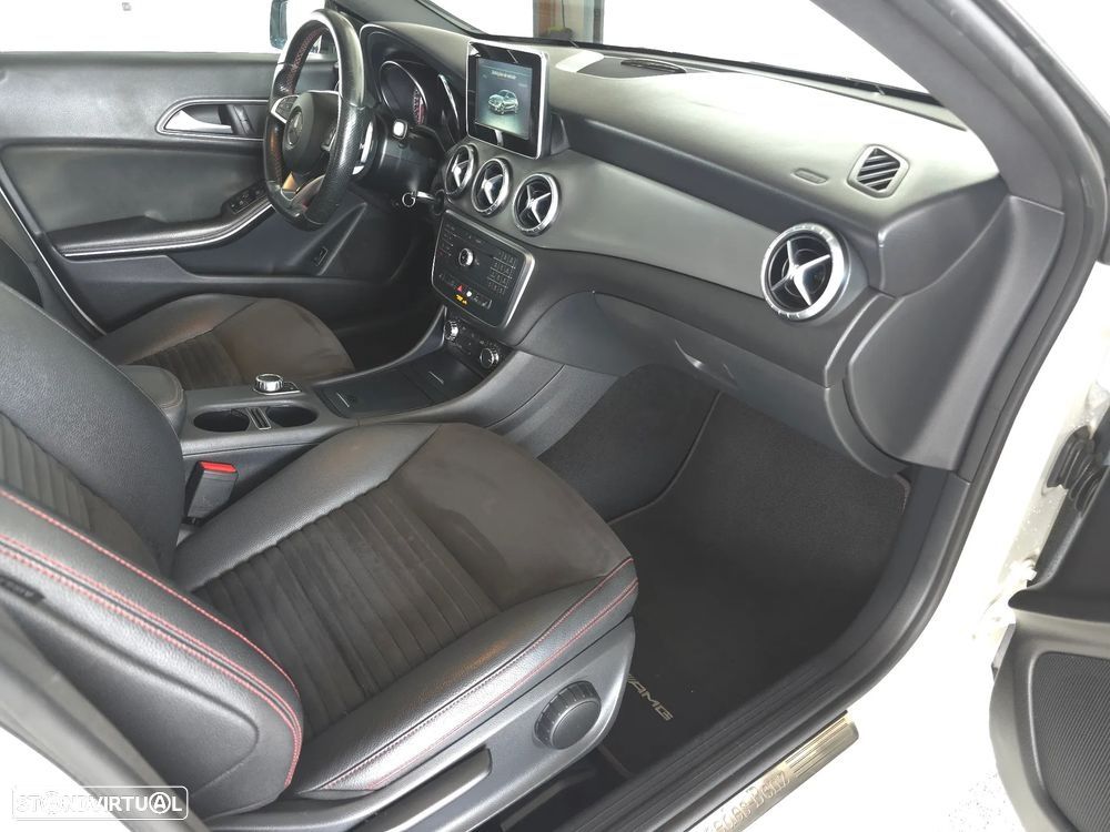 Mercedes-Benz CLA 220 d Shooting Brake AMG Line Aut. — fotografia 14