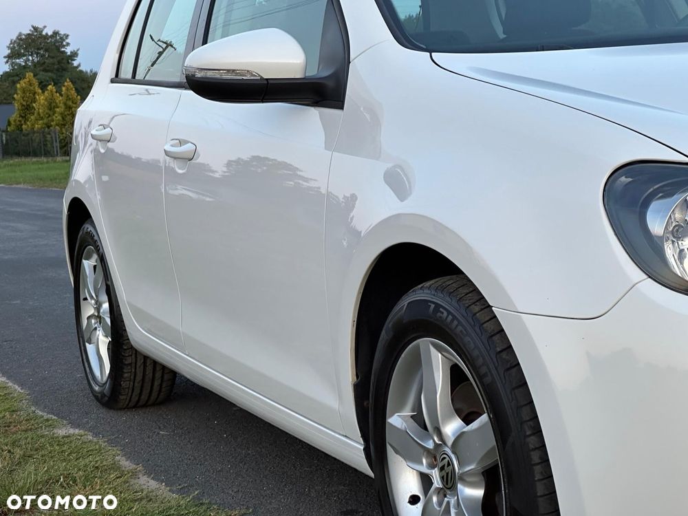 Volkswagen Golf - 10