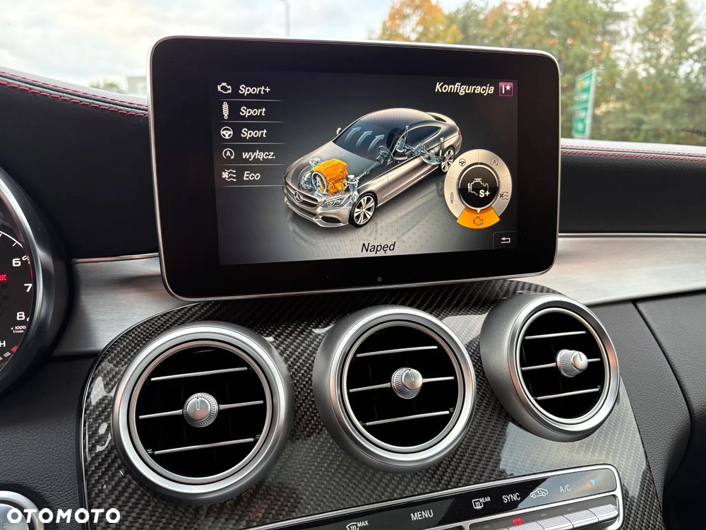 Mercedes-Benz Klasa C AMG 43 4Matic 9G-TRONIC Night Edition - 32