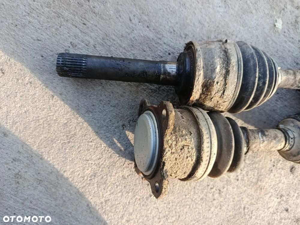 Półoś półosie prawa lewa przód Galloper 2.5 - 2