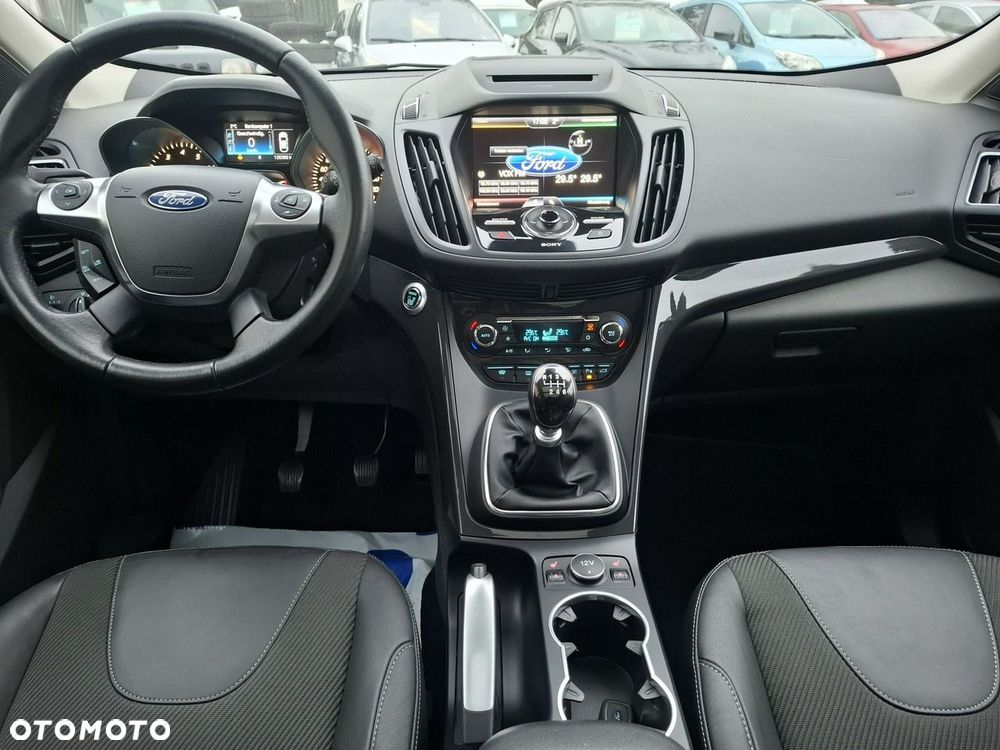 Ford Kuga 1.5 EcoBoost 2x4 Business Edition - 21