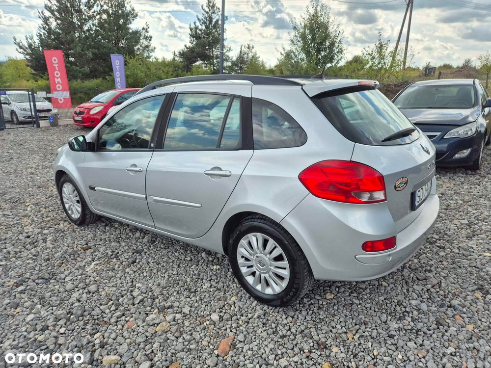 Renault Clio - 2