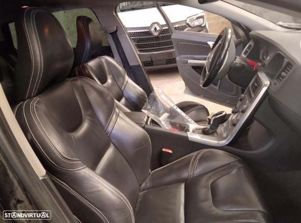 Volvo V60 - 3