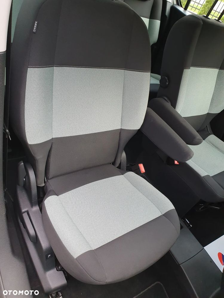 Citroën Berlingo XL PureTech 110 LIVE PACK - 20