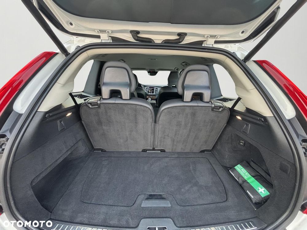 Volvo XC 90 B5 D AWD Inscription 7os - 23